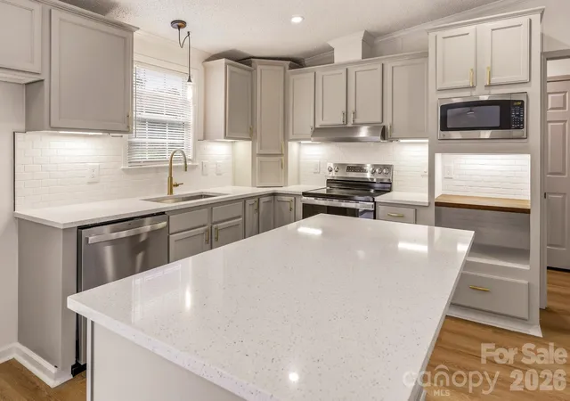 Photo 3 of Single family home for sale at 2909 Wood Rd, Mooresboro, NC 28114 | MLS# 4433360 | Listing updated on 2026-10-11