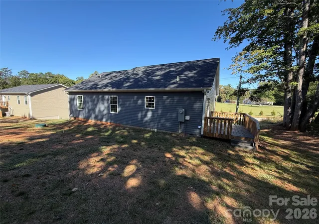 Photo 4 of Single family home for sale at 5969 Charlie Little Rd, Granite Falls, NC 28630 | MLS# 4433379 | Listing updated on 2026-10-10
