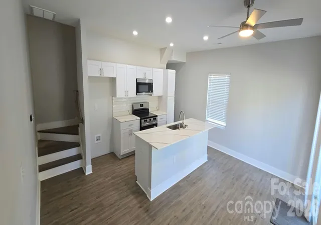 Photo 4 of House for sale at 3924 Tuckaseegee Rd, Charlotte, NC 28208 | MLS# 4433383 | Listing updated on 2026-10-09