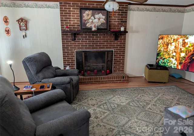 Photo 3 of Single family home for sale at 1379 Oakdale Rd, Rock Hill, SC 29730 | MLS# 4433411 | Listing updated on 2026-10-20