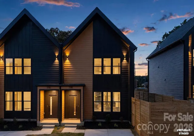 Townhouse for sale at 2085 Custer St, Charlotte, NC 28216 | MLS# 4433436