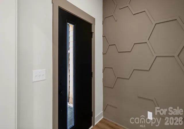 Photo 2 of Townhouse for sale at 2085 Custer St, Charlotte, NC 28216 | MLS# 4433436 | Listing updated on 2026-10-14