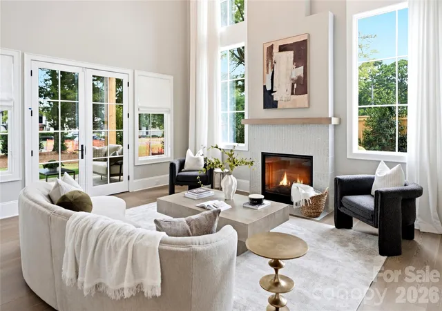Photo 1 of Townhouse for sale at 1636 Ferncliff Rd, Charlotte, NC 28211 | MLS# 4433465 | Listing updated on 2026-10-11