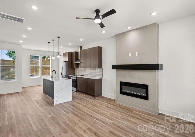 Photo 2 of Townhouse for sale at 2093 Custer St, Charlotte, NC 28216 | MLS# 4433469 | Listing updated on 2026-10-14