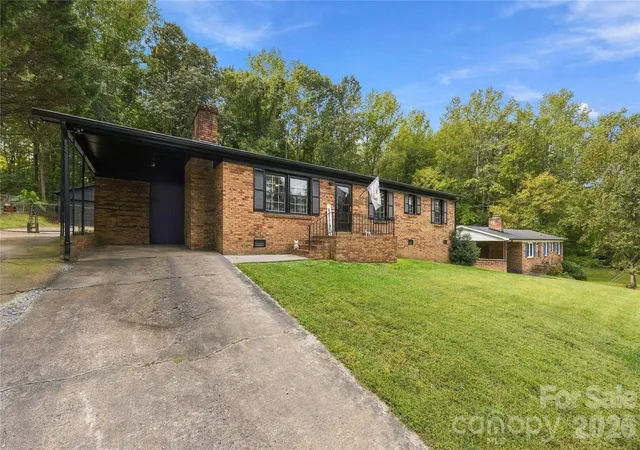 Photo 1 of Single family home for sale at 4721 Can Do Ct, Gastonia, NC 28056 | MLS# 4433475 | Listing updated on 2026-10-10