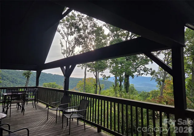 Photo 1 of Single family home for sale at 98 Maple Forest Rd, Fairview, NC 28730 | MLS# 4433489 | Listing updated on 2026-10-26