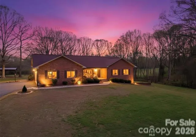 Photo 1 of Single family home for sale at 328 Davidson Ct, Taylorsville, NC 28681 | MLS# 4433508 | Listing updated on 2026-10-15