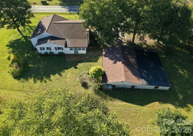 Photo 22 of Single family home for sale at 3770 Dry Ponds Rd, Granite Falls, NC 28630 | MLS# 4433509 | Listing updated on 2026-10-16