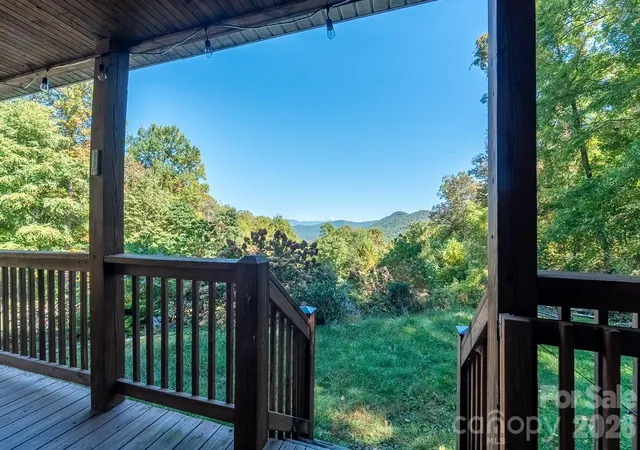 Photo 4 of Single family home for sale at 185 Paseos Dr, Cullowhee, NC 28723 | MLS# 4433552 | Listing updated on 2026-10-20