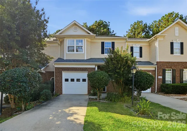 Photo 1 of Townhouse for sale at 5426 Johnston Ml Ct, Charlotte, NC 28269 | MLS# 4433561 | Listing updated on 2026-10-13