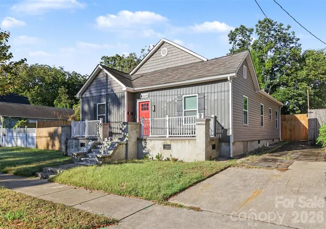 Photo 1 of Single family home for sale at 1309 Fairmont St, Charlotte, NC 28216 | MLS# 4433569 | Listing updated on 2026-10-30