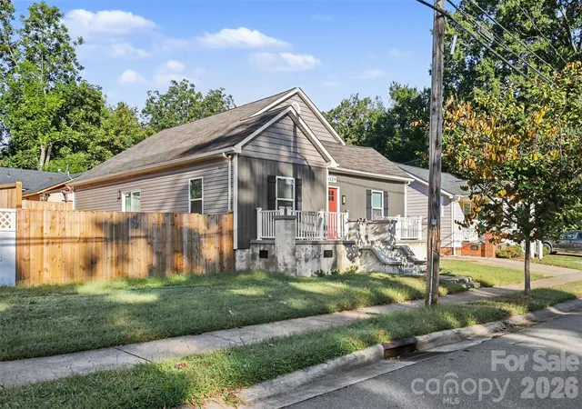 Photo 3 of Single family home for sale at 1309 Fairmont St, Charlotte, NC 28216 | MLS# 4433569 | Listing updated on 2026-10-30