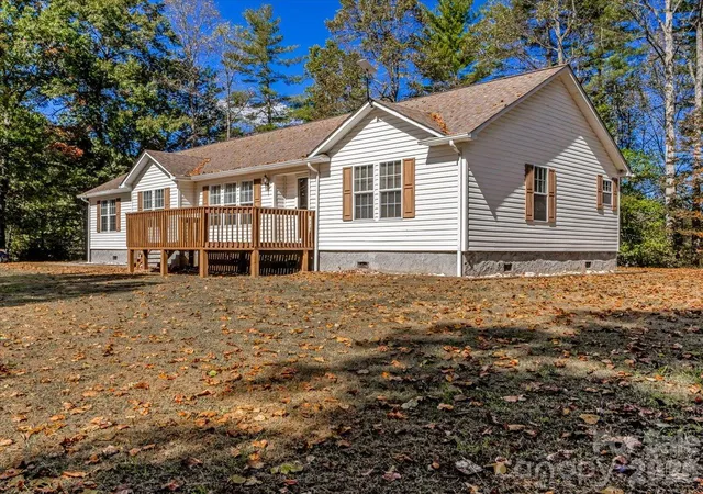 Photo 1 of Single family home for sale at 59 Higher Ground Ln, Burnsville, NC 28714 | MLS# 4433574 | Listing updated on 2026-10-12