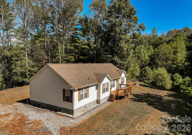Photo 4 of Single family home for sale at 59 Higher Ground Ln, Burnsville, NC 28714 | MLS# 4433574 | Listing updated on 2026-10-12