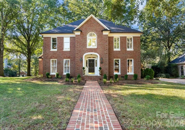 Photo 1 of Sale Pending at 5050 Kimblewyck Ln, Charlotte, NC 28226 | MLS# 4433578 | Listing updated on 2026-10-18
