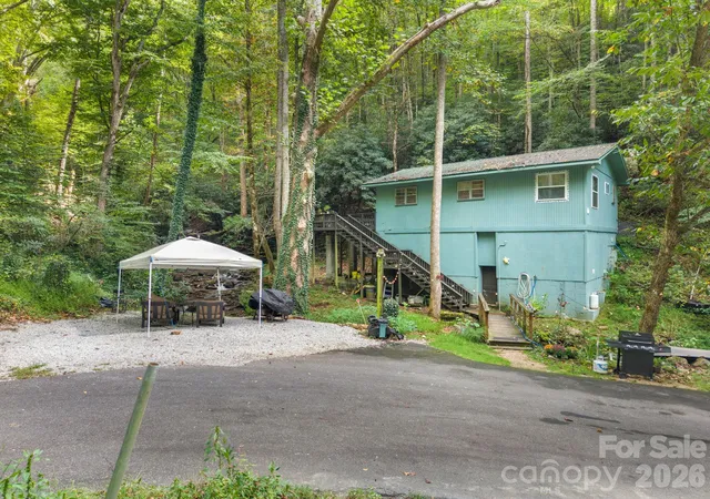 Photo 3 of Single family home for sale at 1000 Cane Crk Rd, Sylva, NC 28779 | MLS# 4433583 | Listing updated on 2026-10-11