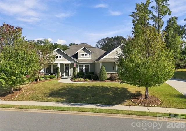 Photo 1 of Single family home for sale at 1339 Kings Btm Dr, Fort Mill, SC 29715 | MLS# 4433607 | Listing updated on 2026-10-17