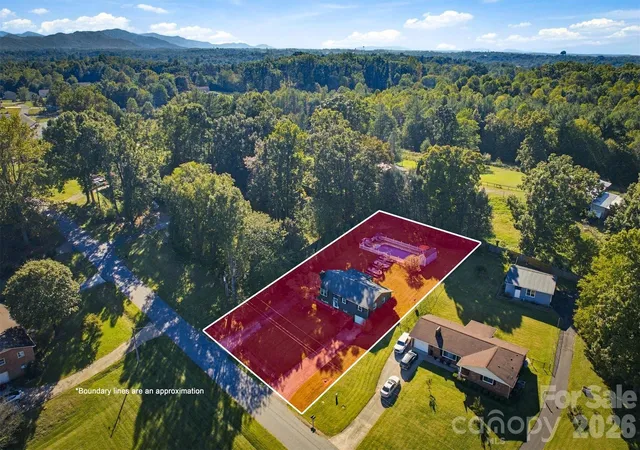Photo 1 of Single family home for sale at 2010 Eastbrook Cir, Morganton, NC 28655 | MLS# 4433633 | Listing updated on 2026-10-26