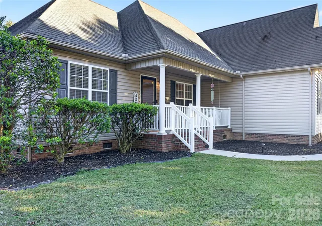 Photo 1 of Single family home for sale at 125 Round Tuit Ln, Mount Ulla, NC 28125 | MLS# 4433640 | Listing updated on 2026-10-30