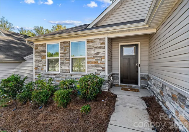 Photo 1 of Single family home for sale at 4208 Jones Crk Ln #192, Charlotte, NC 28215 | MLS# 4433644 | Listing updated on 2026-10-30