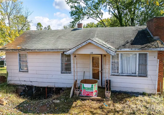 Single family home for sale at 139 Brickyard Rd, Asheville, NC 28806 | MLS# 4433645