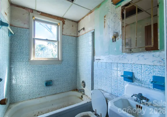 Photo 4 of Single family home for sale at 139 Brickyard Rd, Asheville, NC 28806 | MLS# 4433645 | Listing updated on 2026-10-21