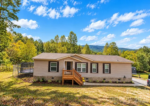 Photo 1 of Single family home for sale at 1805 Wehutty Rd, Murphy, NC 28906 | MLS# 4433647 | Listing updated on 2026-10-30