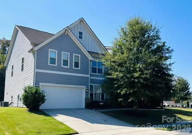 Photo 3 of Single family home for sale at 1300 Oakhurst Dr, Waxhaw, NC 28173 | MLS# 4433657 | Listing updated on 2026-10-19