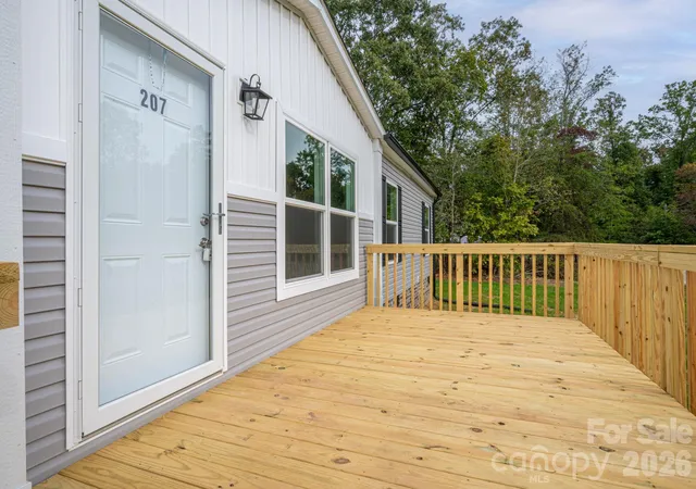 Photo 3 of Single family home for sale at 207 Grassy Fld Ct, Lawndale, NC 28090 | MLS# 4433658 | Listing updated on 2026-10-16