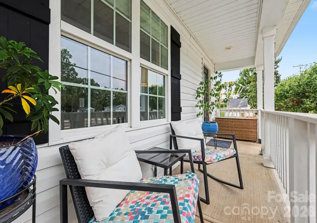 Photo 3 of Single family home for sale at 1333 Crawford Rd, Rock Hill, SC 29730 | MLS# 4433675 | Listing updated on 2026-10-15