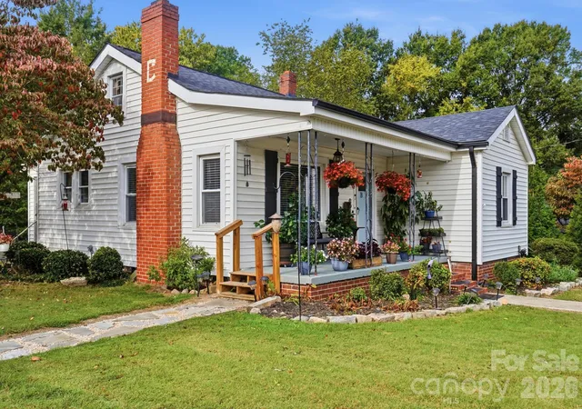 Photo 1 of Single family home for sale at 705 Deaton St, Kannapolis, NC 28081 | MLS# 4433688 | Listing updated on 2026-10-13