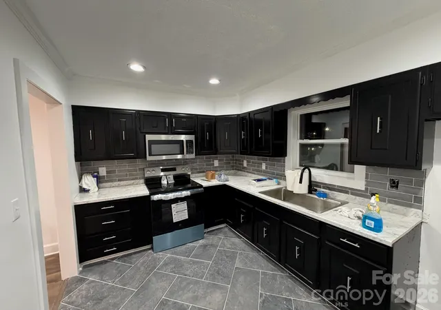 Photo 2 of Single family home for sale at 503 N Myrtle School Rd #9/B, Gastonia, NC 28052 | MLS# 4433703 | Listing updated on 2026-10-26