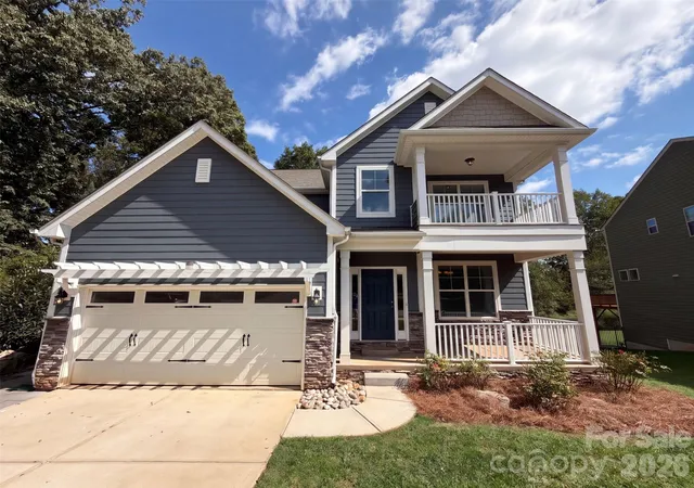 Photo 1 of Single family home for sale at 7412 Canova Ln, Charlotte, NC 28278 | MLS# 4433706 | Listing updated on 2026-10-12
