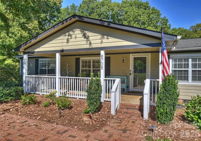 Photo 1 of Single family home for sale at 8708 Overcash Rd, Concord, NC 28027 | MLS# 4433713 | Listing updated on 2026-10-22