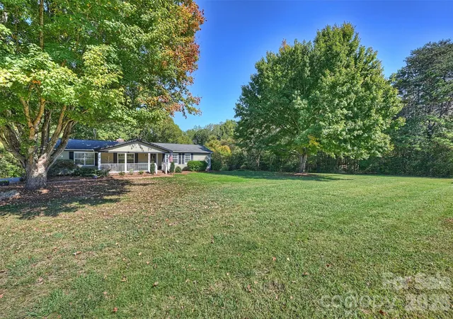 Photo 2 of Single family home for sale at 8708 Overcash Rd, Concord, NC 28027 | MLS# 4433713 | Listing updated on 2026-10-22