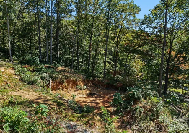 Photo 3 of Land for sale at 6 Pioneer Ln, Hendersonville, NC 28792 | MLS# 4433715 | Listing updated on 2026-10-13