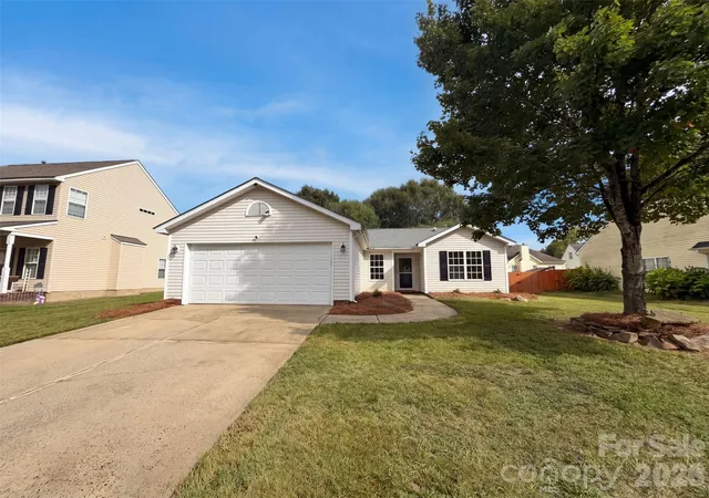 Single family home for sale at 3760 Sedgewick Dr SW, Concord, NC 28027 | MLS# 4433716