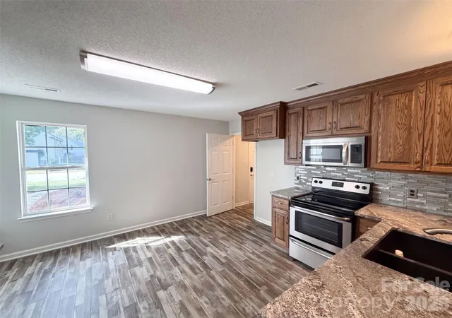 Photo 1 of Single family home for sale at 3760 Sedgewick Dr SW, Concord, NC 28027 | MLS# 4433716 | Listing updated on 2026-10-12