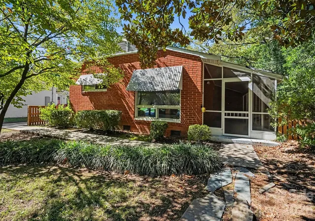 Photo 1 of Single family home for sale at 708 Montford Dr, Charlotte, NC 28209 | MLS# 4433725 | Listing updated on 2026-10-19