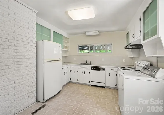 Photo 4 of Single family home for sale at 708 Montford Dr, Charlotte, NC 28209 | MLS# 4433725 | Listing updated on 2026-10-19