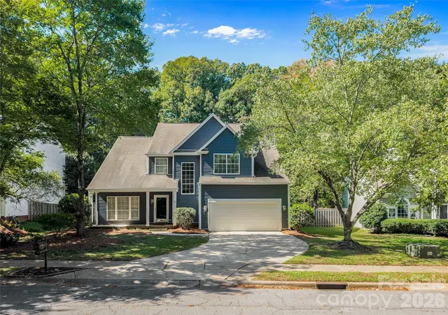 Photo 1 of Single family home for sale at 4138 Beauvista Dr, Charlotte, NC 28269 | MLS# 4433728 | Listing updated on 2026-10-20
