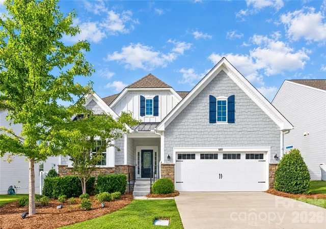 Photo 1 of Single family home for sale at 16815 Lookout Landing Ln, Charlotte, NC 28278 | MLS# 4433733 | Listing updated on 2026-10-28