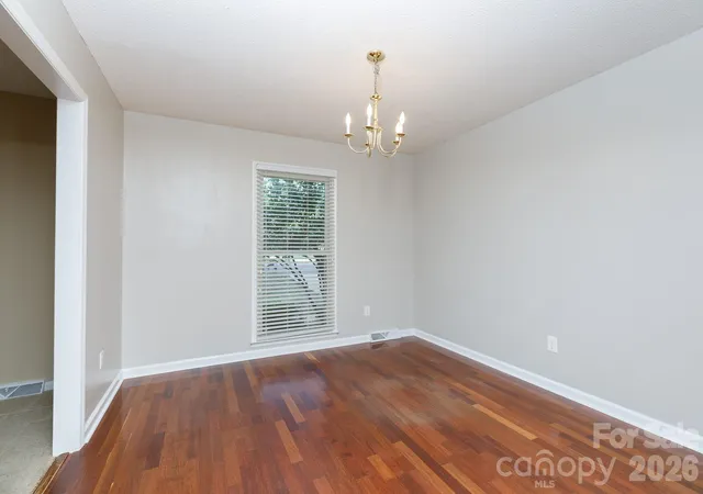 Photo 4 of Single family home for sale at 1991 Huntington Pl, Rock Hill, SC 29732 | MLS# 4433767 | Listing updated on 2026-10-13