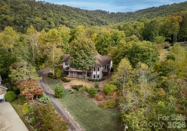 Single family home for sale at 142 Twin Cts Dr, Weaverville, NC 28787 | MLS# 4433768