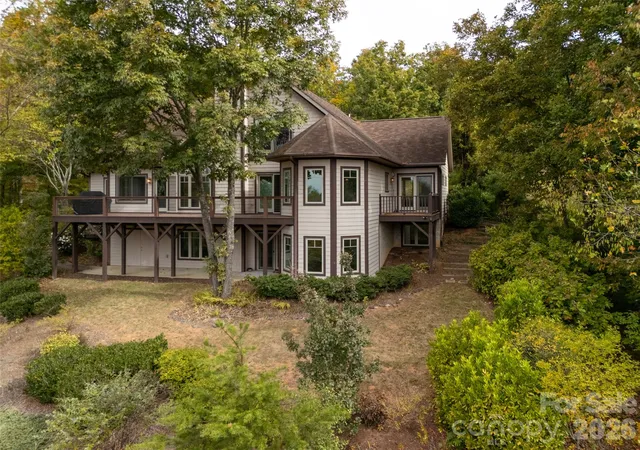 Photo 2 of Single family home for sale at 142 Twin Cts Dr, Weaverville, NC 28787 | MLS# 4433768 | Listing updated on 2026-10-26