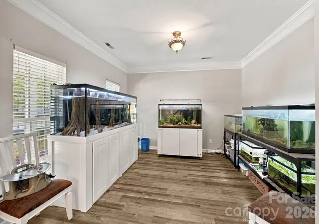 Photo 4 of Single family home for sale at 6730 Reedy Crk Rd, Charlotte, NC 28215 | MLS# 4433782 | Listing updated on 2026-10-30