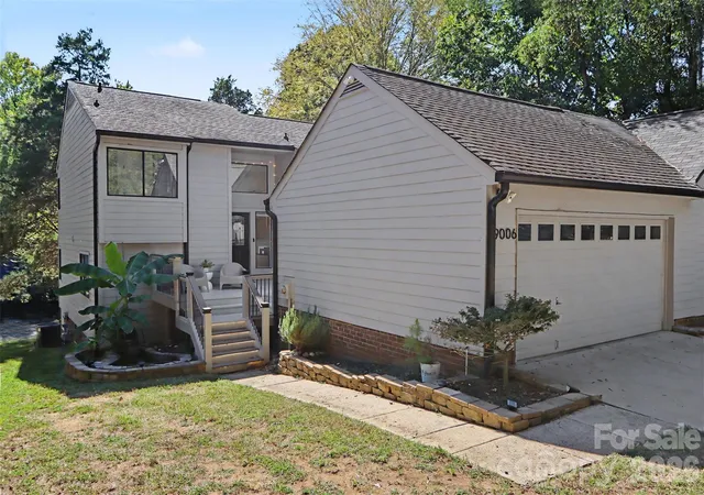 Townhouse for sale at 9006 St Croix Ln, Charlotte, NC 28277 | MLS# 4433783