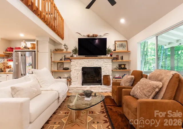 Photo 2 of Single family home for sale at 85 Susan Dr, Maggie Valley, NC 28751 | MLS# 4433790 | Listing updated on 2026-10-15