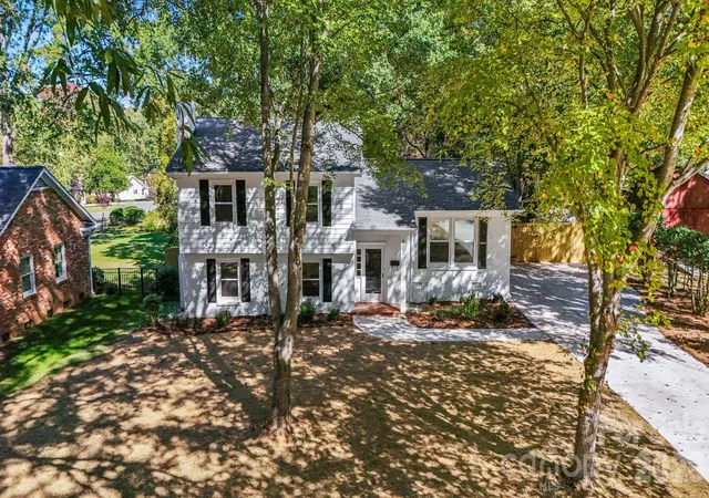 Photo 1 of Single family home for sale at 4315 Chandworth Rd, Charlotte, NC 28210 | MLS# 4433793 | Listing updated on 2026-10-23