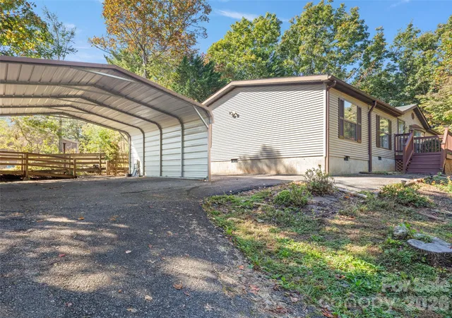 Photo 3 of Single family home for sale at 115 Sleepy Forest Dr, Leicester, NC 28748 | MLS# 4433809 | Listing updated on 2026-10-20